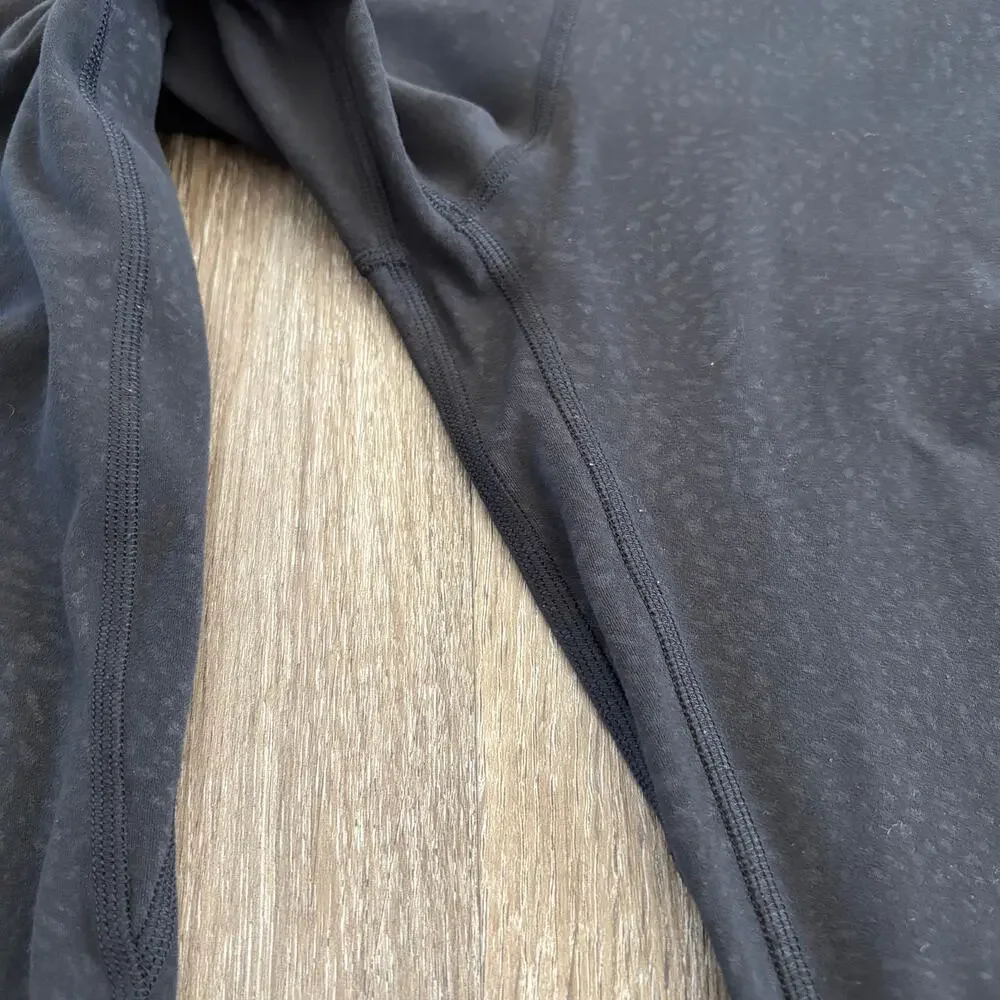 Lululemon Align Crop *21” Polar Shift Emboss Black - Size: 4 - Picture 8 of 11